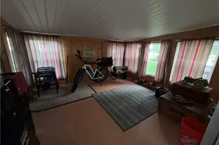 216 Lakeview Cir, Middlesex Township, PA 16059 - Photo 7