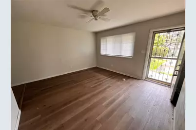 412 W Carter Dr, North Versailles, PA 15137 - Photo 5