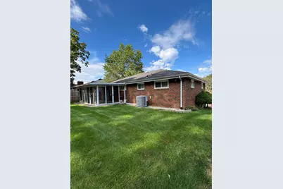 71 W Bruceton Road, Pittsburgh, PA 15236 - Photo 11