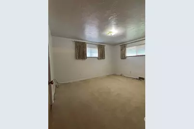 71 W Bruceton Road, Pittsburgh, PA 15236 - Photo 5
