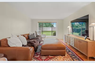 2331 Cassidy Drive, Bethel Park, PA 15102 - Photo 7