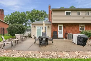 2331 Cassidy Dr, Bethel Park, PA 15102 - Photo 37
