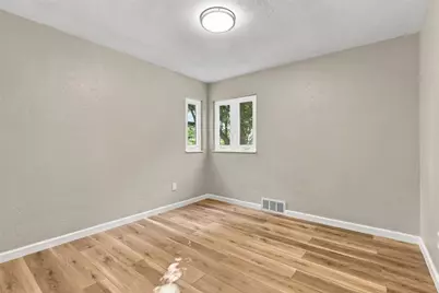160 Gateway Ave, Marshall, PA 15090 - Photo 17