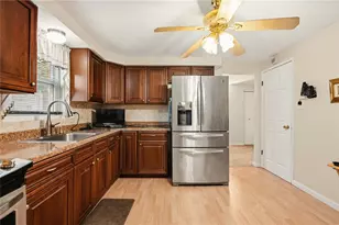 7 Cameron Dr, Pittsburgh, PA 15235 - Photo 9