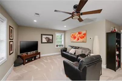 419 Harmony Rd, Ohio Township, PA 15237 - Photo 29