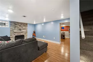 425 Brierly Ln, Munhall, PA 15120 - Photo 27