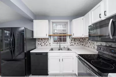 130 E Garfield Avenue, New Castle, PA 16105 - Photo 11