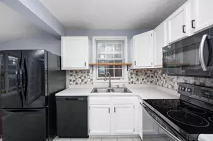 130 E Garfield Ave, New Castle, PA 16105 - Photo 11