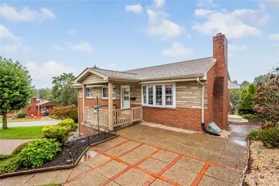 153 Woodhall Dr, Pittsburgh, PA 15236 - Photo 5