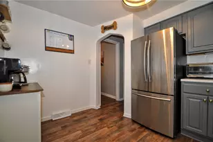 5164 Glenhurst Rd, Pittsburgh, PA 15207 - Photo 9