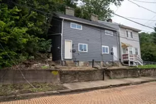 4 Catherine St, Etna, PA 15223 - Photo 1