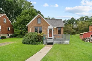 12 Sunrise Dr, Pittsburgh, PA 15236 - Photo 1