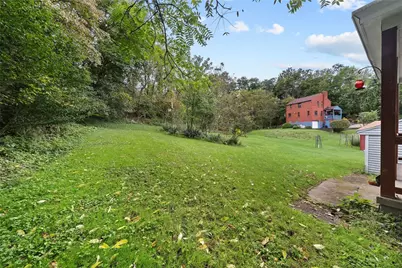 12 Sunrise Dr, Pittsburgh, PA 15236 - Photo 31
