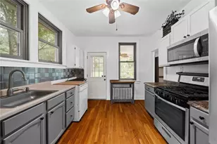 12 Sunrise Dr, Pittsburgh, PA 15236 - Photo 11