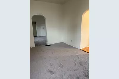 1355 5th Ave, Coraopolis, PA 15108 - Photo 7