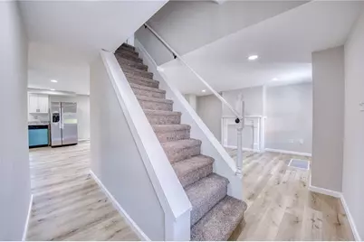 507 Center St, Carnegie, PA 15106 - Photo 3
