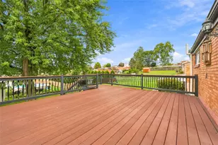 425 Elaine Dr, Pittsburgh, PA 15236 - Photo 25