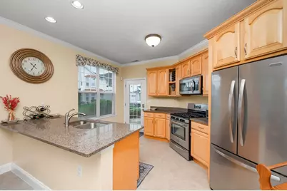 242 Adams Pointe Boulevard #10, Adams Township, PA 16046 - Photo 13