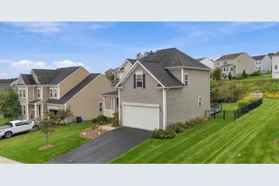 2031 Sir Patrick Drive, Cecil, PA 15057 - Photo 3