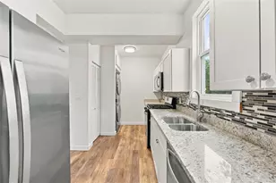 4080 Cambronne St, Pittsburgh, PA 15212 - Photo 9