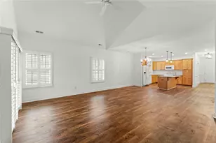 207 Liberty Blvd, Cecil, PA 15317 - Photo 11
