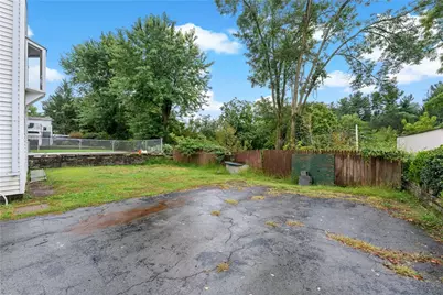 2325 Crestview Rd, Pittsburgh, PA 15216 - Photo 27