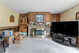 2325 Crestview Rd, Pittsburgh, PA 15216 - Photo 17
