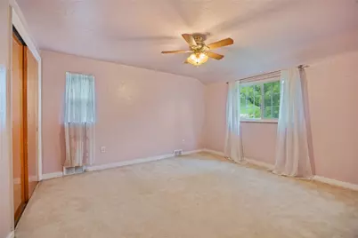 114 Senate Dr, Pittsburgh, PA 15236 - Photo 15