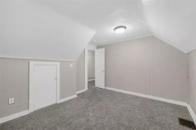 7770 Mount Carmel Rd, Pittsburgh, PA 15147 - Photo 17
