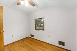 652 Fernhill Ave, Pittsburgh, PA 15226 - Photo 31