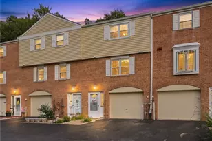 37 Oxford Ct, Pittsburgh, PA 15237 - Photo 1
