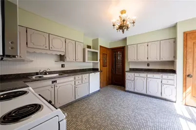 34 Woodside Rd, Pittsburgh, PA 15221 - Photo 15