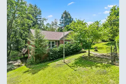 34 Woodside Rd, Pittsburgh, PA 15221 - Photo 1
