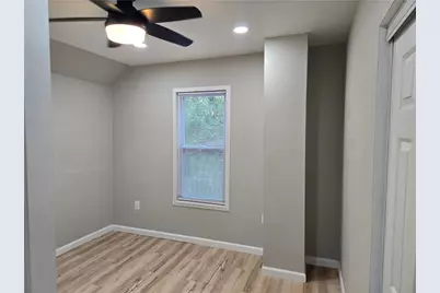 419 Maytide St, Pittsburgh, PA 15227 - Photo 19