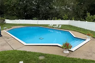 710 Butterfield Dr, North Huntingdon, PA 15642 - Photo 21