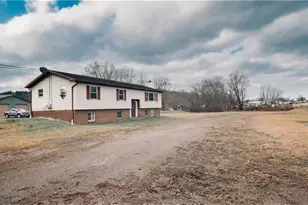 8955 Route 422W, Shelocta, PA 15701 - Photo 19