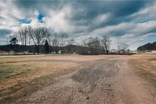 8955 Route 422W, Shelocta, PA 15701 - Photo 21