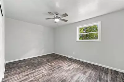 3265 Dorothy St, Lower Burrell, PA 15068 - Photo 11