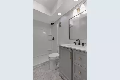 120 W Woodland Dr, Center Township, PA 15001 - Photo 29