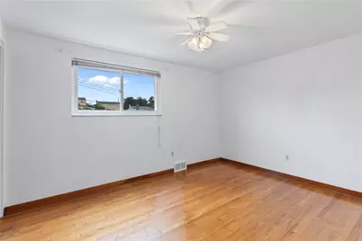 1203 Vivjon Dr, West Homestead, PA 15120 - Photo 19