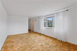 1203 Vivjon Dr, West Homestead, PA 15120 - Photo 11