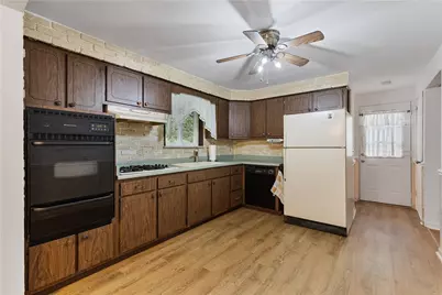 1203 Vivjon Dr, West Homestead, PA 15120 - Photo 17