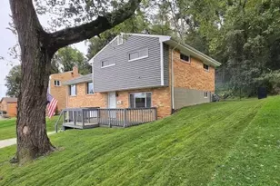 134 Shenandoah Dr, Pittsburgh, PA 15235 - Photo 3