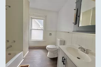 1101 Pollock Ave, New Castle, PA 16101 - Photo 7