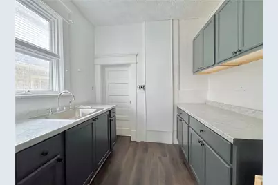 1101 Pollock Ave, New Castle, PA 16101 - Photo 5