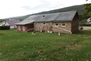 6674 Cumberland Hwy, Southampton Twp, PA 15564 - Photo 5