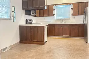 1129 Washington Ave, Monaca, PA 15061 - Photo 3