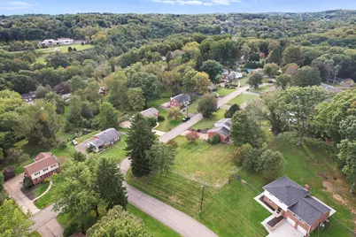 2425 Trotter Drive, Hampton, PA 15101 - Photo 3