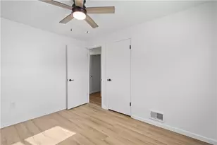 13 Cherokee Dr, Robinson Twp, PA 15205 - Photo 25
