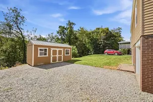 3413 Durr Dr, Hopewell Township, PA 15001 - Photo 3